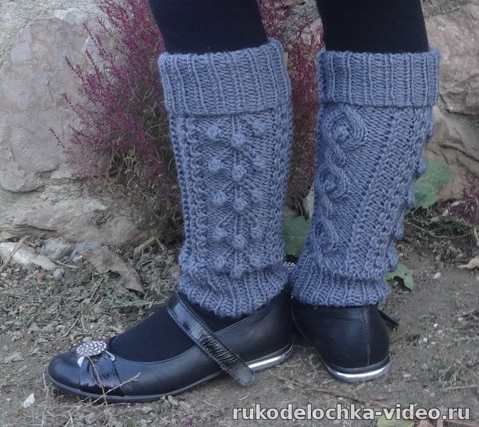 Как вязать гетры со швом узором из кос. Вязание на спицах. Gaiters. Knitting